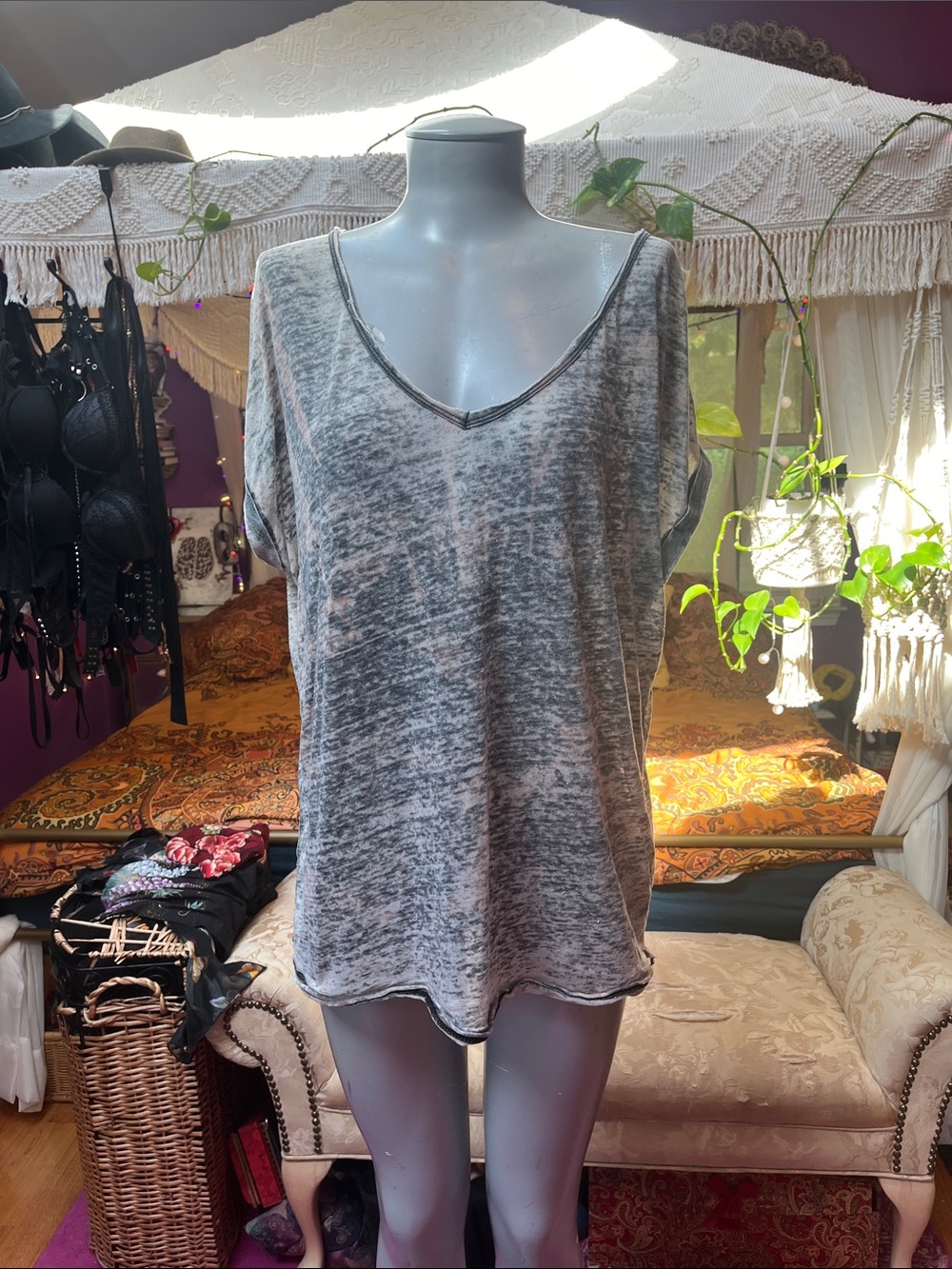 Y2K grunge acid mineral wash v-neck tshirt